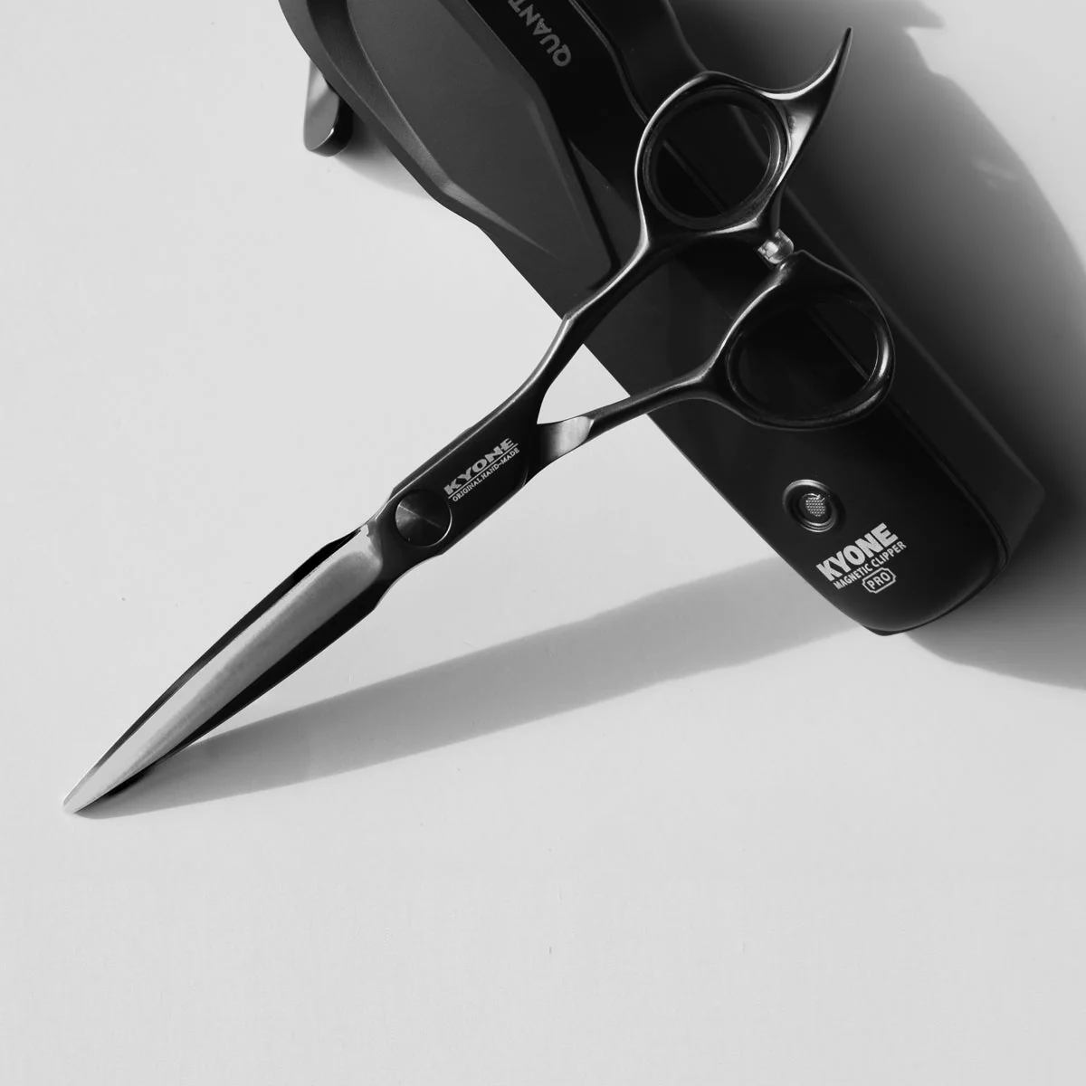 Kyone Schaar 810B Black 5.7 - Image 2